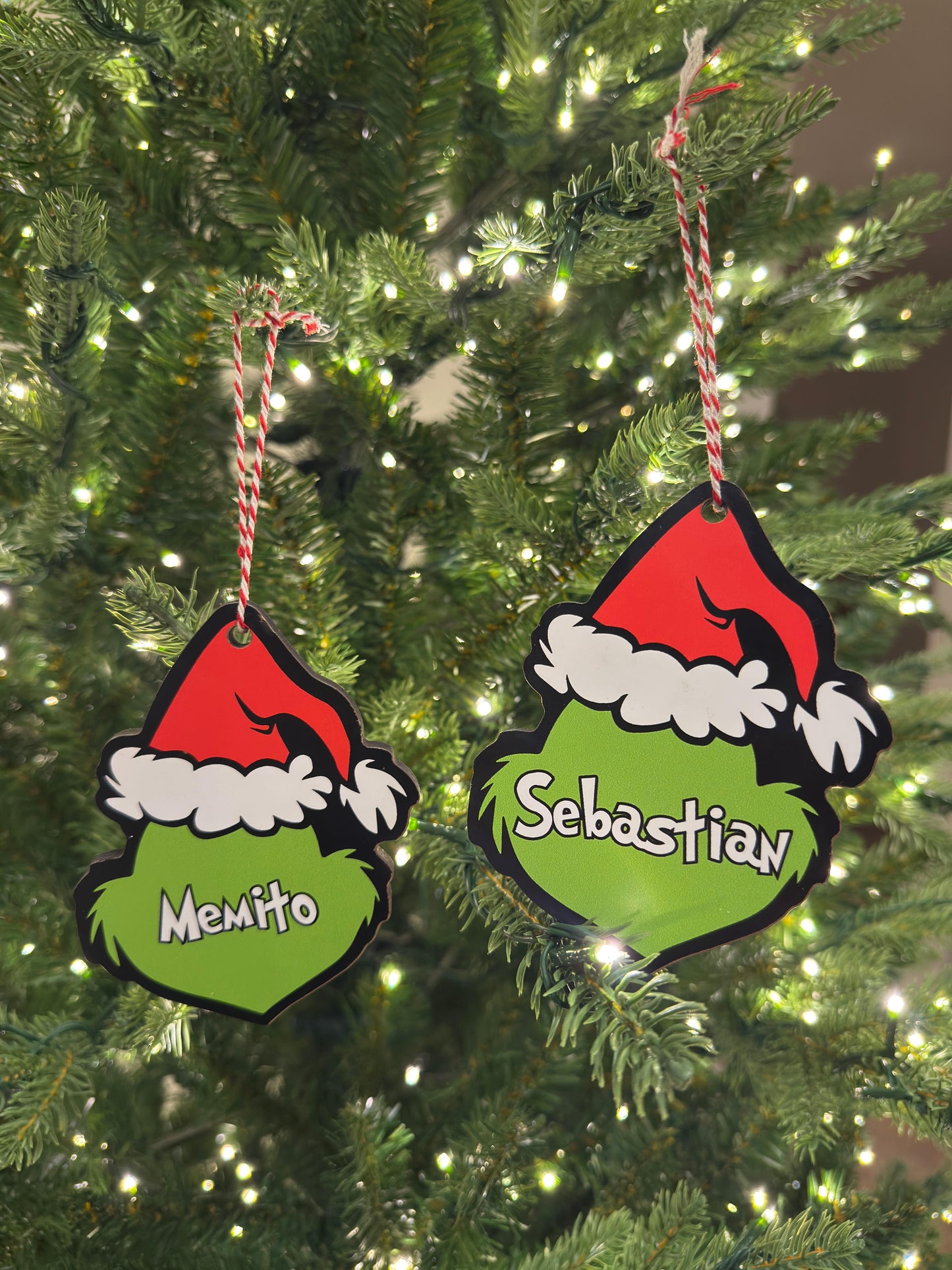 Grinch Print On Wood Ornament SETS